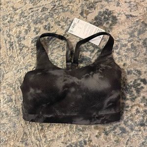 Athleta NWT Advance Printed Bra.